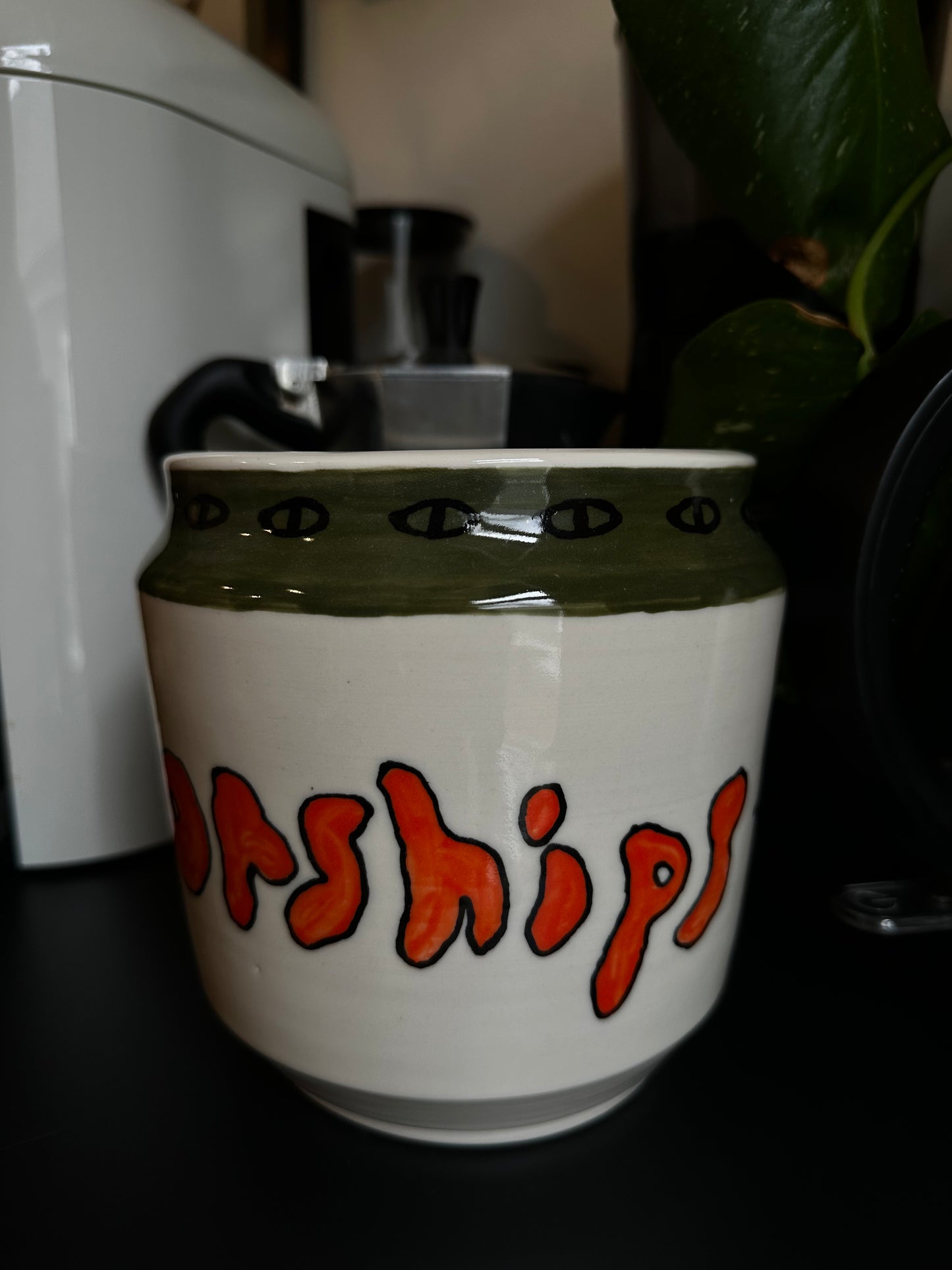 TIME WORSHIPS NO MAN - Flower Vase