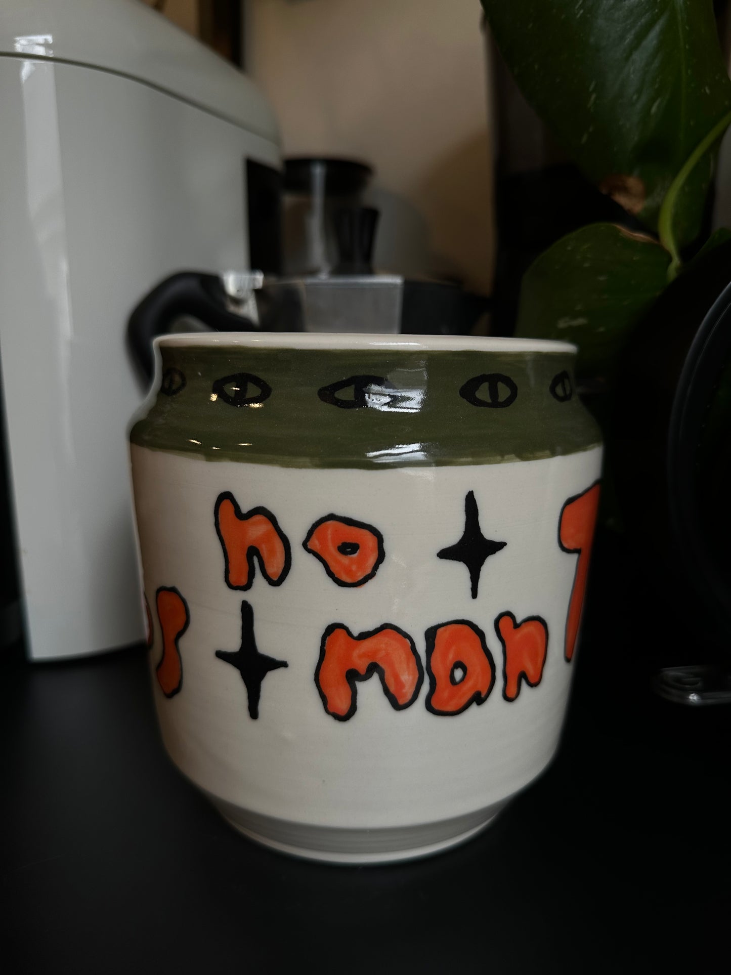 TIME WORSHIPS NO MAN - Flower Vase