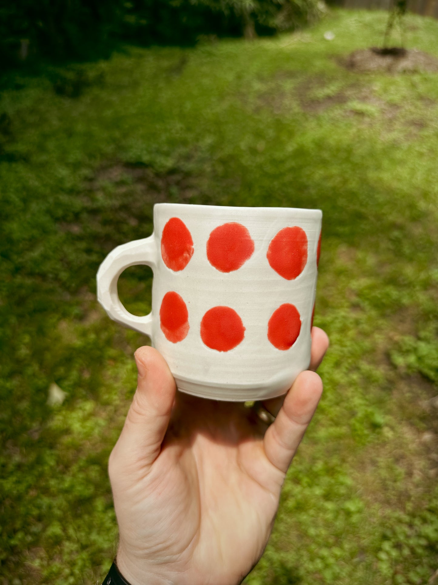 POLKA DOT COFFEE MUG