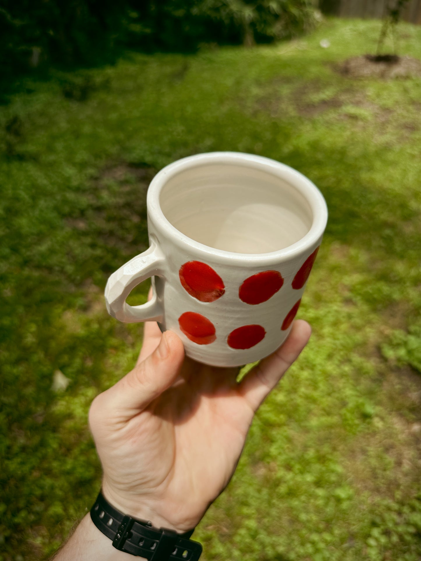 POLKA DOT COFFEE MUG